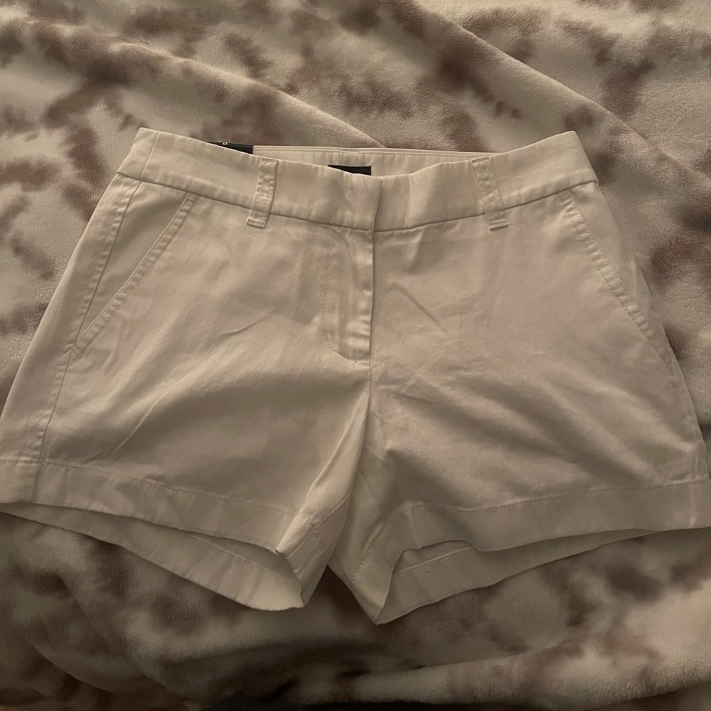 NWT J crew white chino shorts